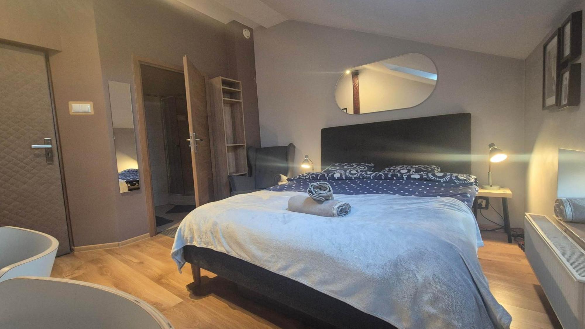 Guesthouse Prusa 7 ออชเวียนชิม ภายนอก รูปภาพ